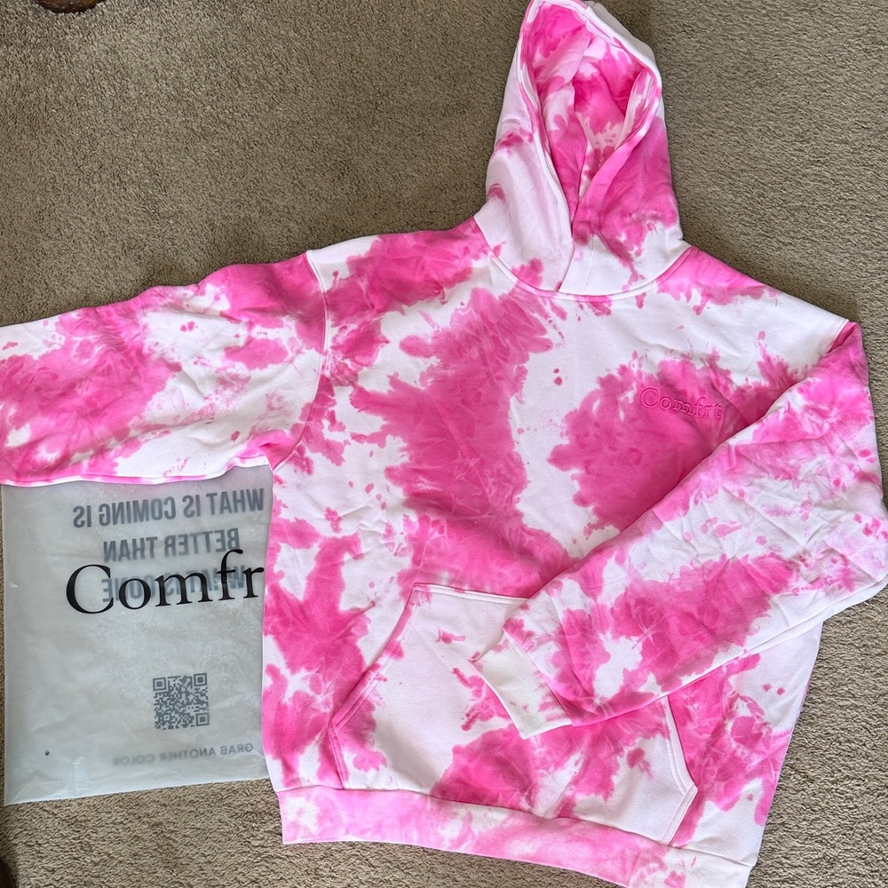 Comfrt Pink & White Tie-Dye Hoodie